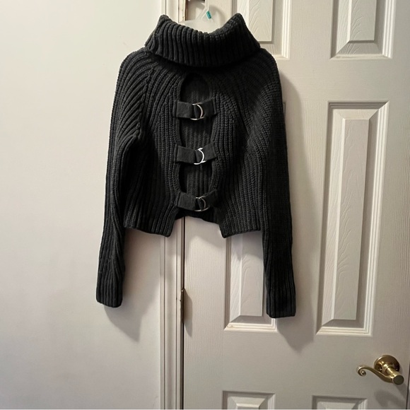 Wow Couture Sweater with open buckled back - Picture 4 of 5